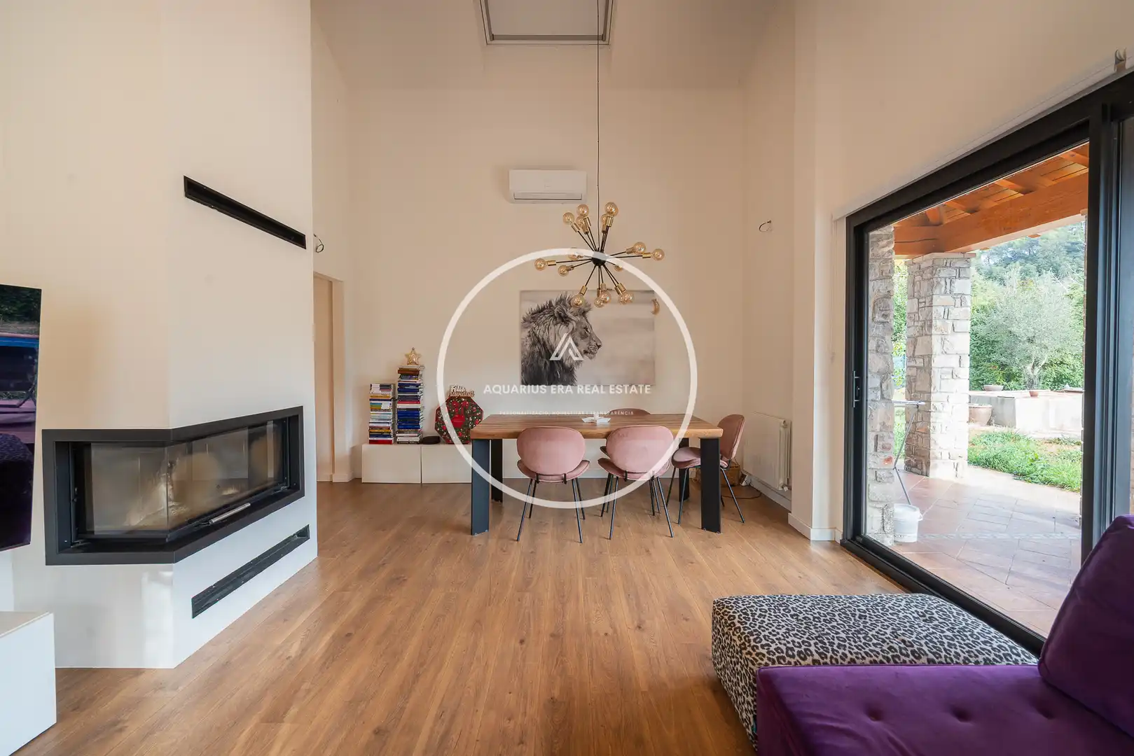Sala de estar de Casa o chalet en venta en Seva con Aire acondicionado, Calefacción y Jardín privado