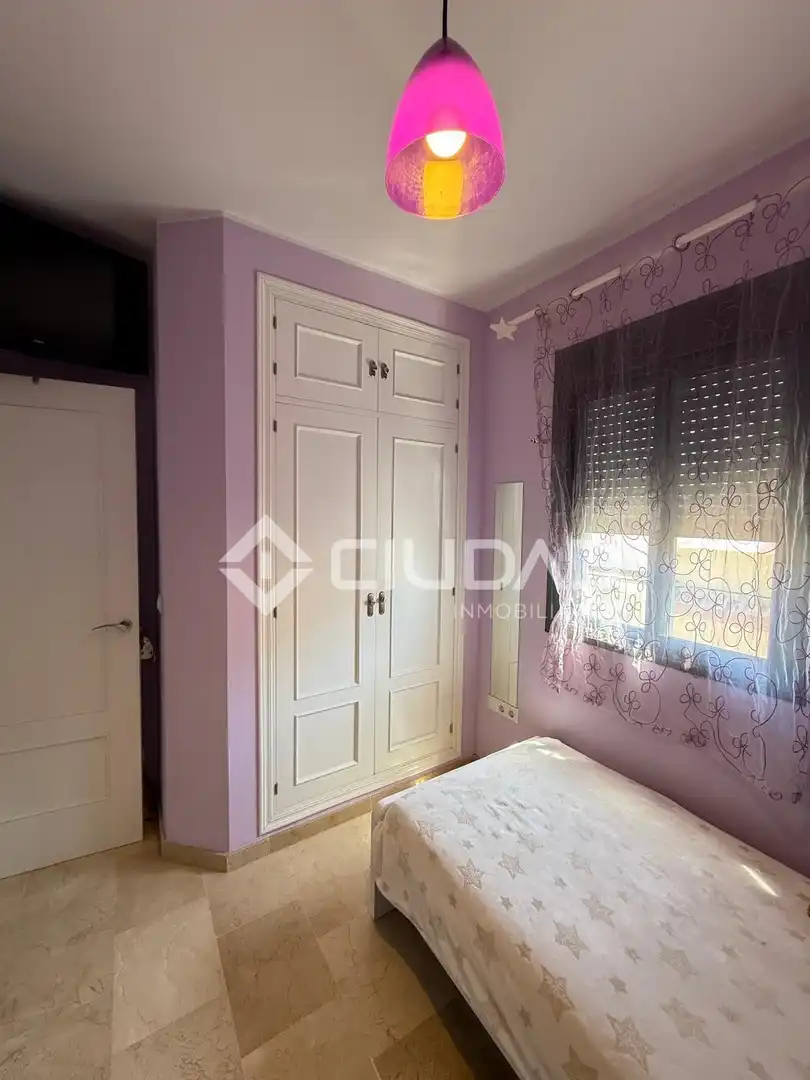 Bedroom of Houses for sale in Chipiona
