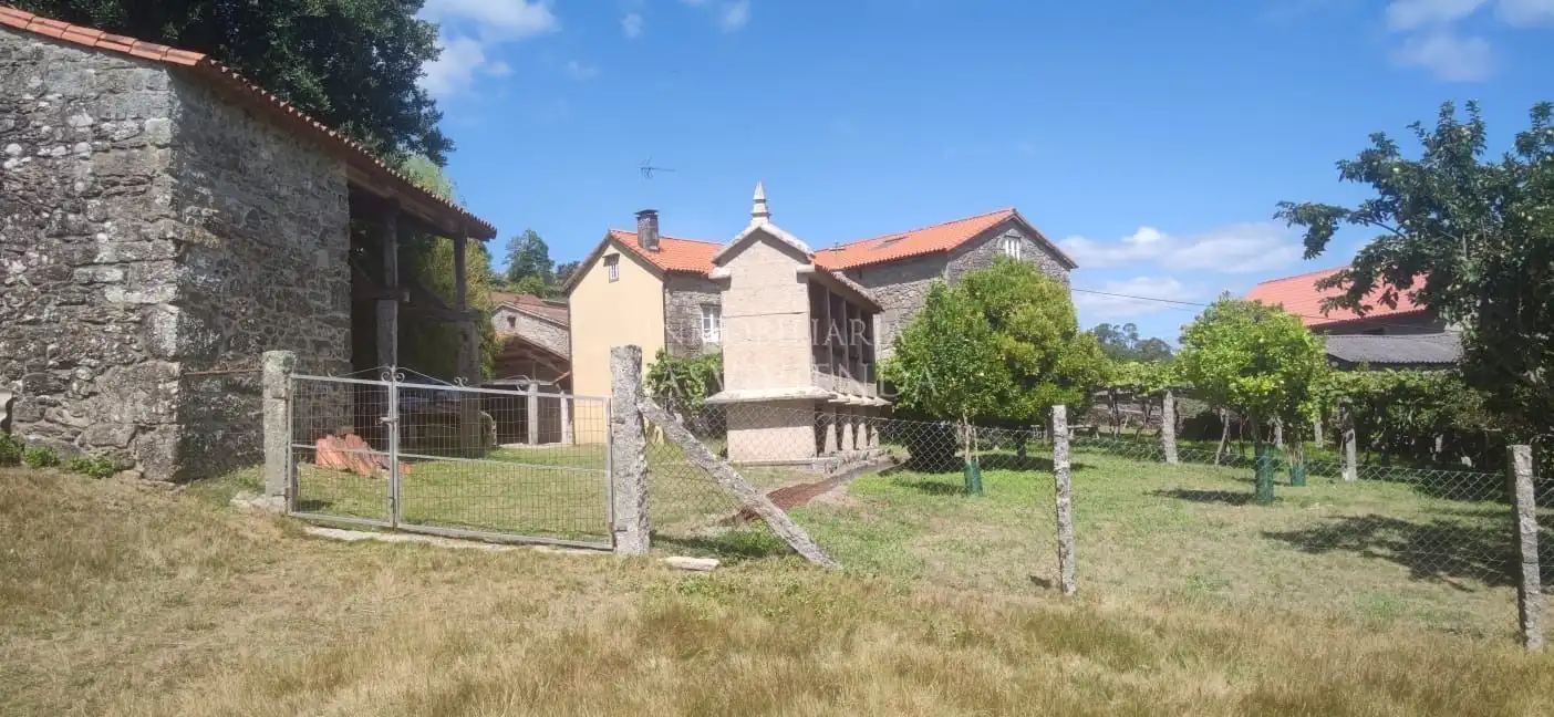 Casa o xalet en venda en Moraña amb Calefacció i Jardí privat