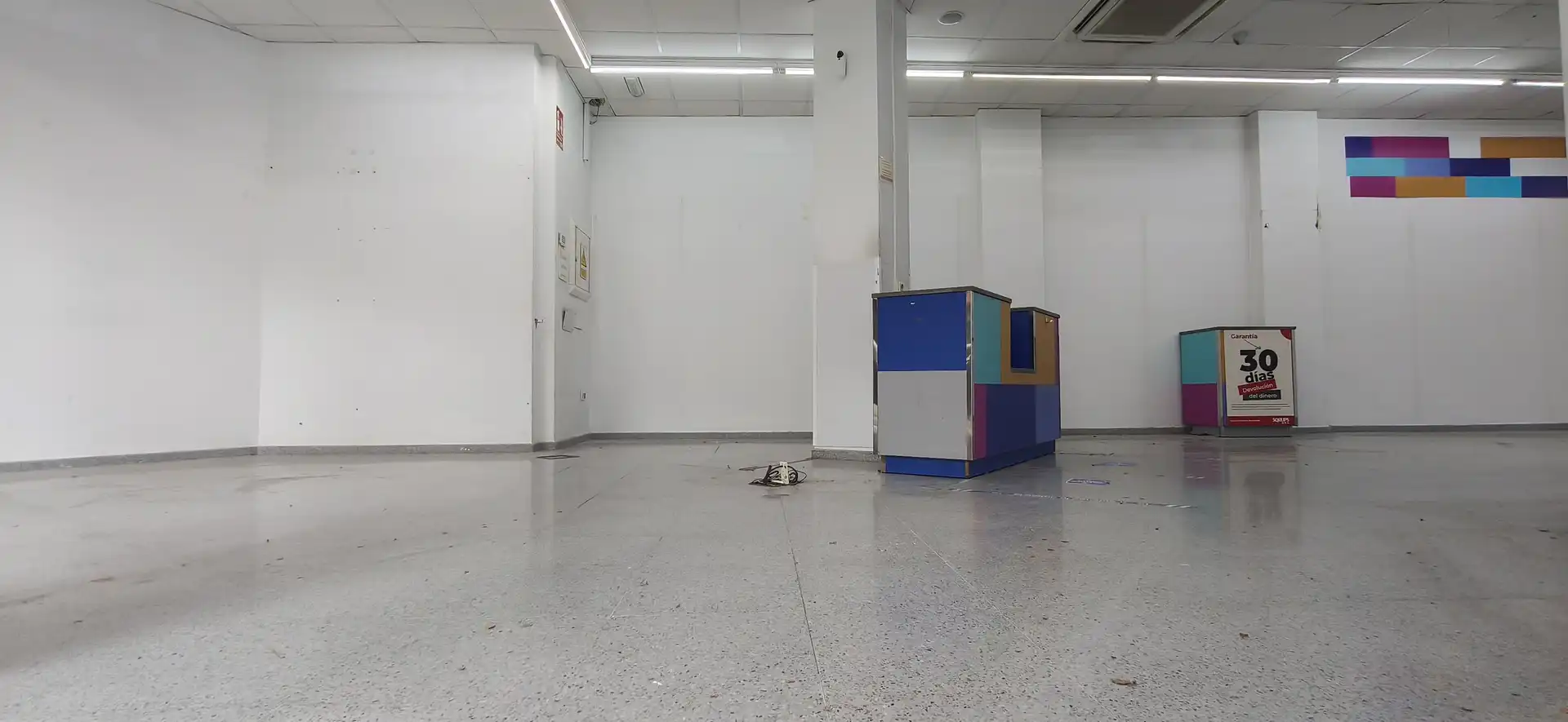 Local comercial de lloguer a SANTA ROSA, imagen 4