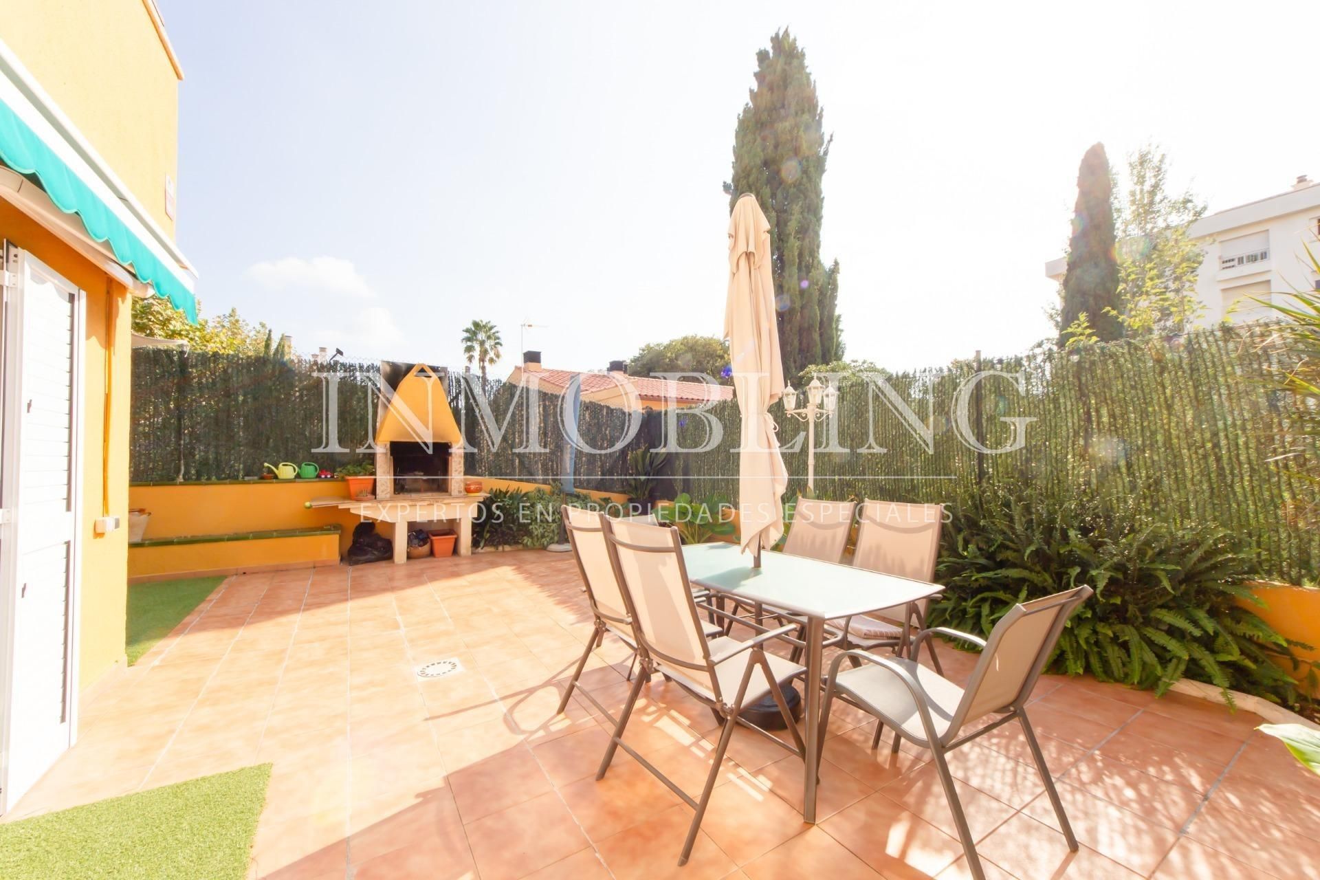 Terrassa de Casa o xalet en venda en Premià de Mar amb Aire condicionat, Calefacció i Jardí privat