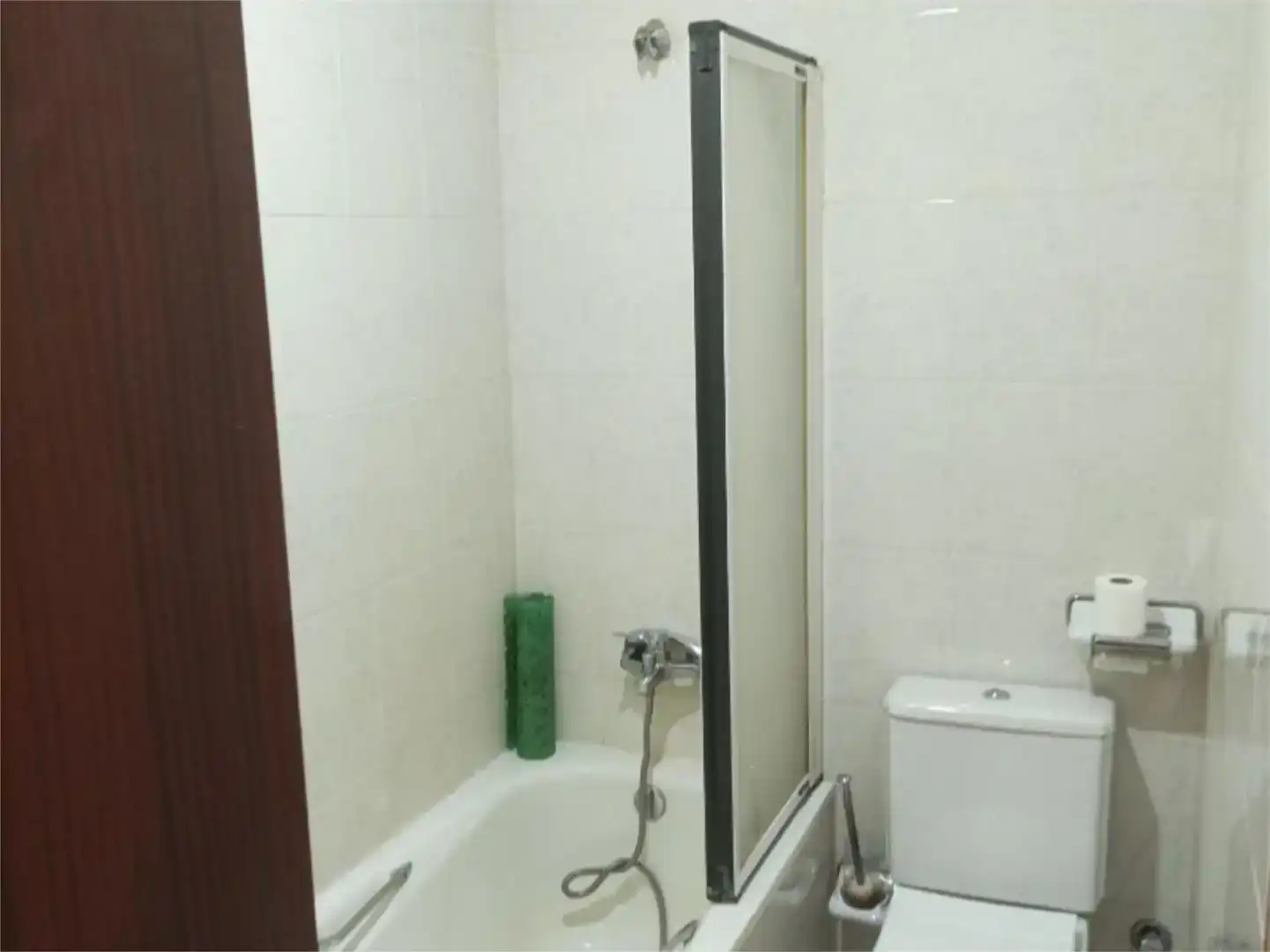 Bathroom of Flat for sale in  Sevilla Capital  with Air Conditioner, Terrace and Balcony