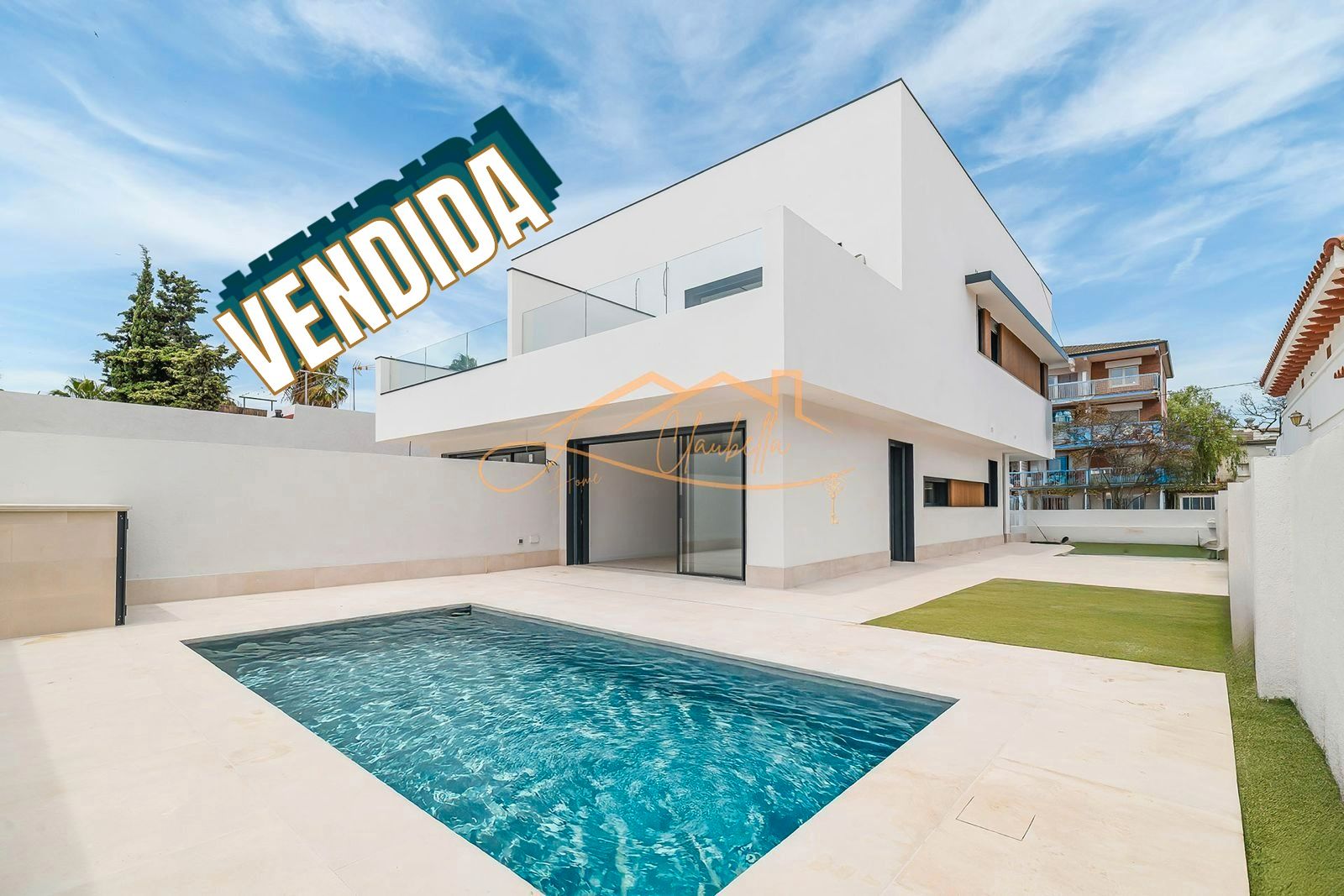 Exterior view of Single-family semi-detached for sale in Castelldefels  with Air Conditioner, Heating and Private garden