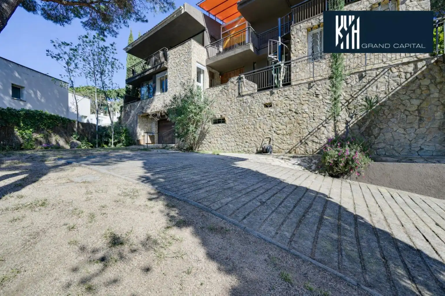 Detached house with pool for sale in Carrer Carrer Alexandria, imagen 92