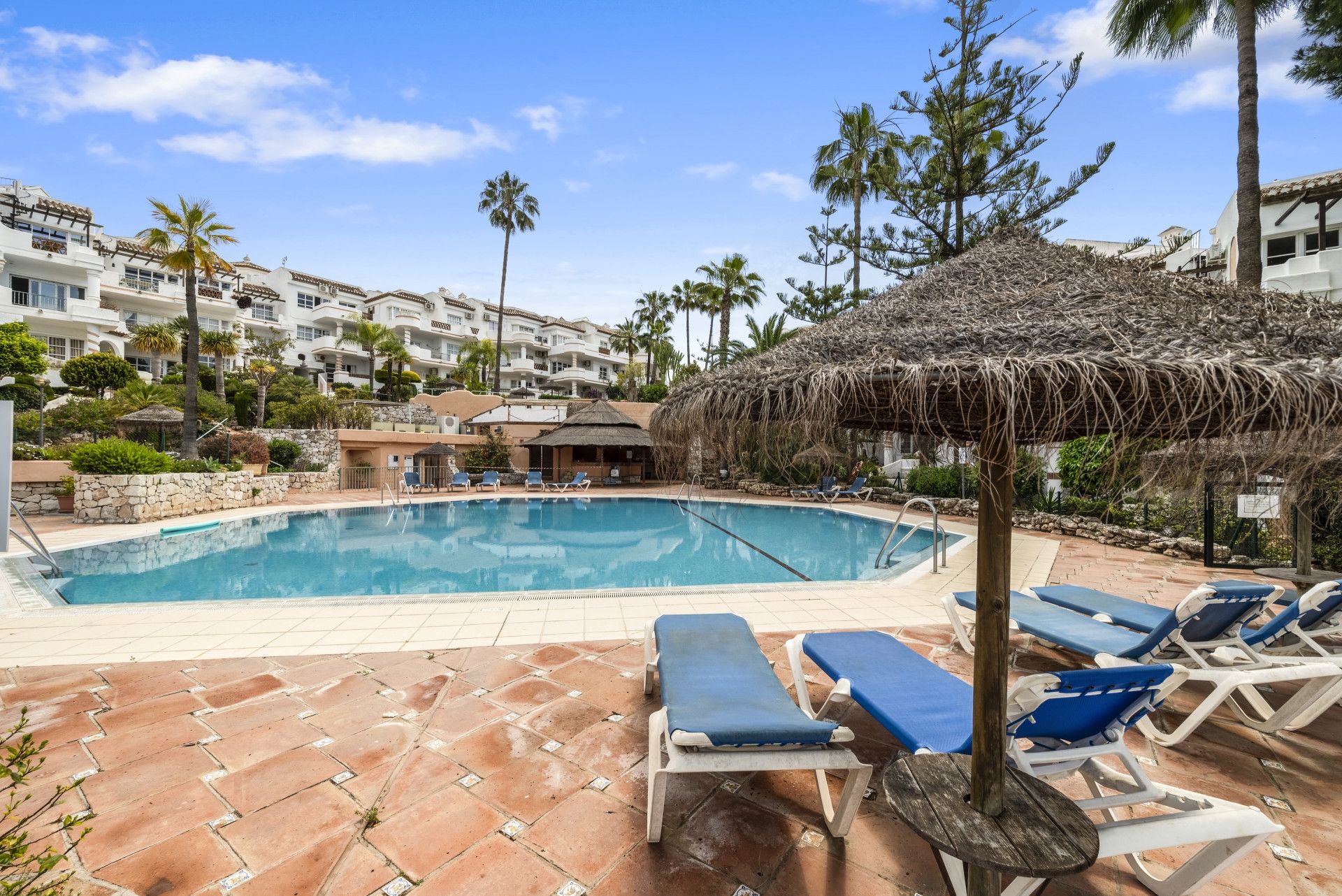 Swimming pool of Planta baja for sale in Mijas  with Air Conditioner, Terrace and Swimming Pool