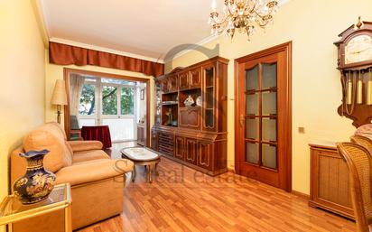 Living room of Flat for sale in  Barcelona Capital  with Air Conditioner, Heating and Parquet flooring