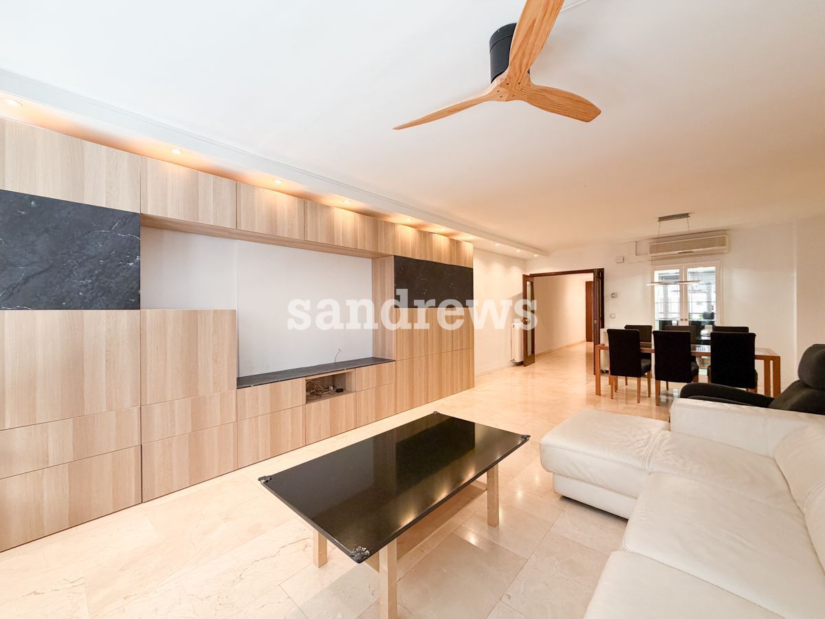 Living room of Flat for sale in Figueres  with Air Conditioner, Heating and Terrace