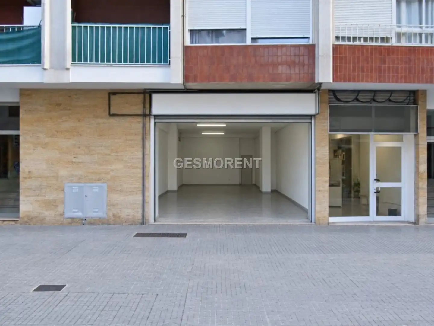 Local comercial en venda a Llevant