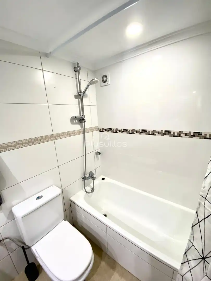 Bany de Apartament en venda en Calpe / Calp