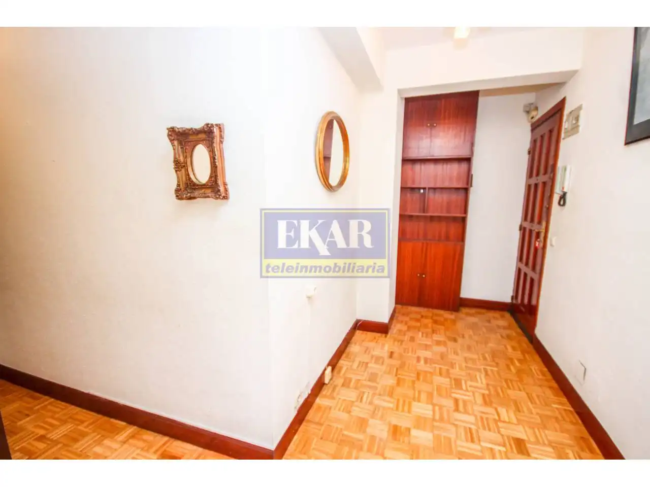 Habitación de Piso en venta en Irun  con Calefacción y Balcón