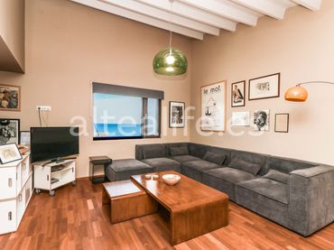 Maison mitoyenne avec balcon à vendre à Calle Carreta