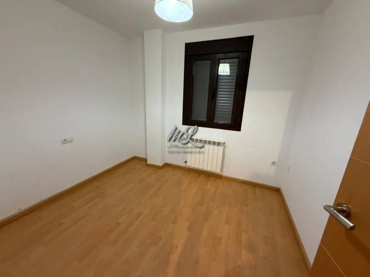 Schlafzimmer von Wohnung zum Verkauf in Bargas mit Heizung