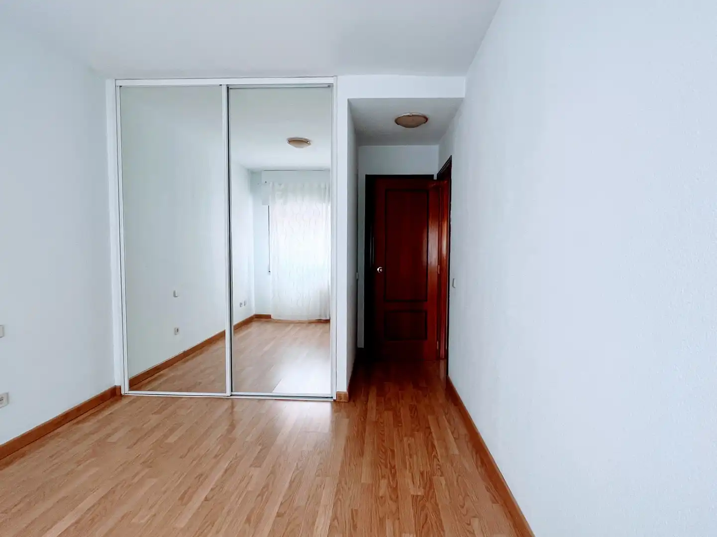 Habitación de Piso de alquiler en San Sebastián de los Reyes con Calefacción