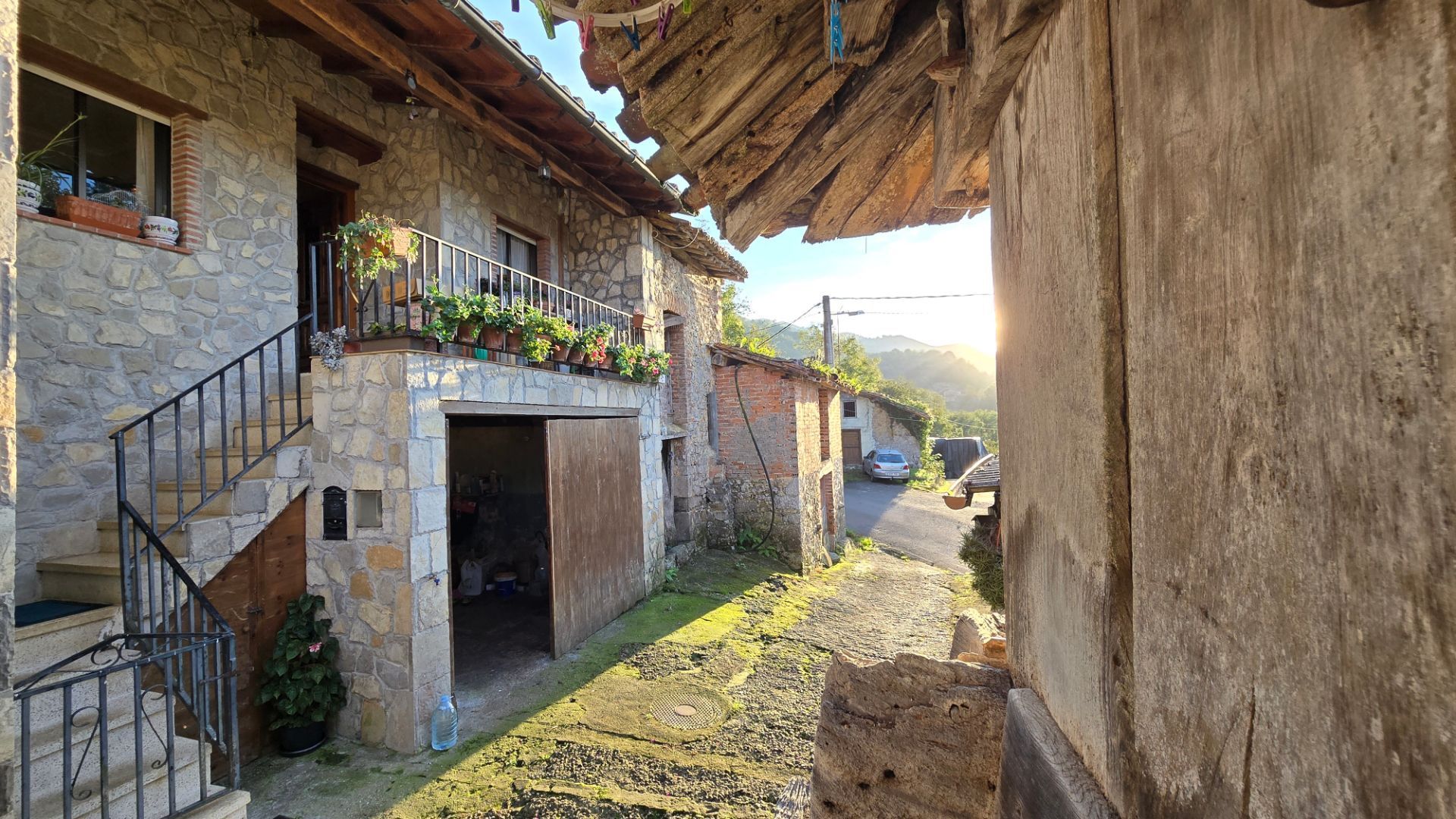 Exterior view of House or chalet for sale in Llanes  with Heating, Private garden and Terrace