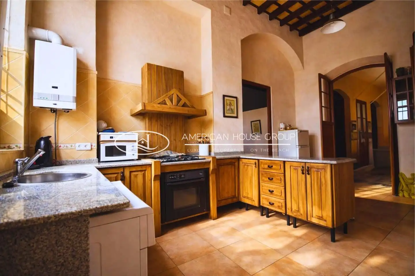 Cocina de Edificio en venta en Chiclana de la Frontera