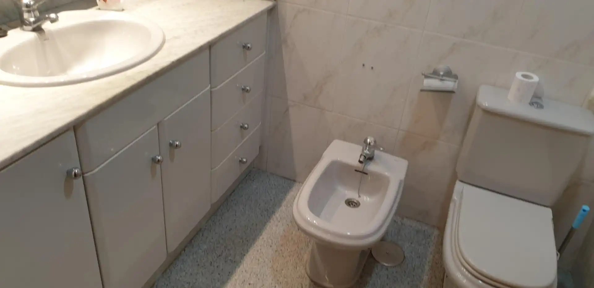 Bathroom of Flat for sale in Elche / Elx  with Heating and Alarm