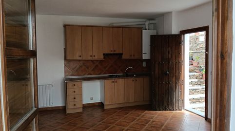 Foto 3 de Apartamento en venta en Carretera Puerto la Ragua, 28, Nevada, Granada