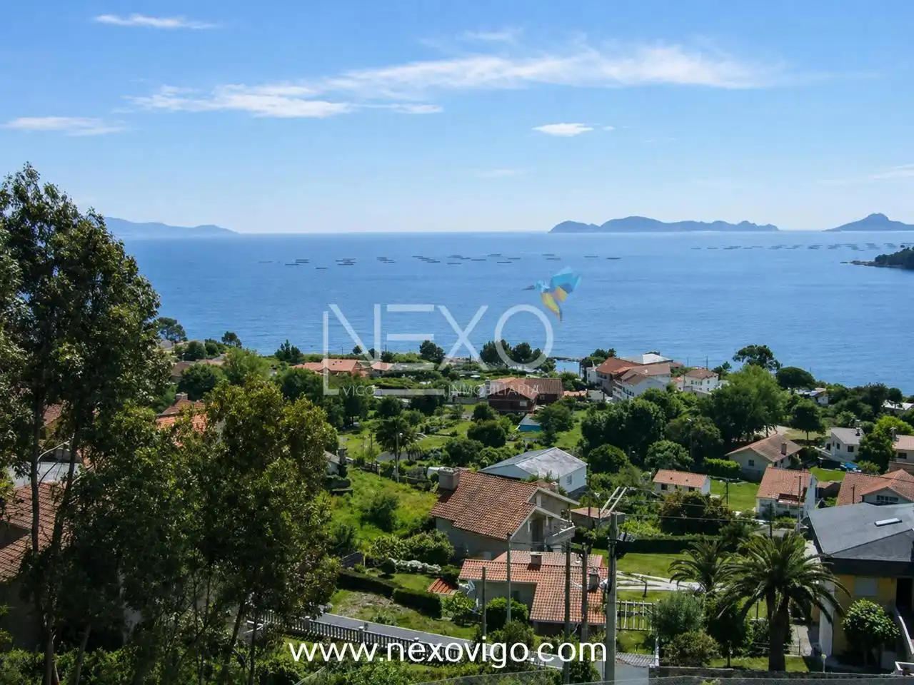 Casa o chalet en venta en Cangas  con Calefacción, Jardín privado y Parquet