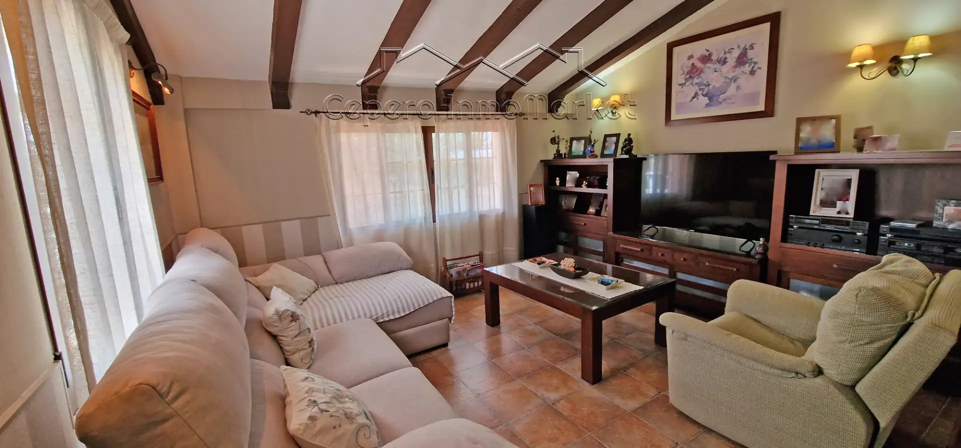 Sala d'estar de Casa o xalet en venda en El Puerto de Santa María amb Aire condicionat, Jardí privat i Piscina