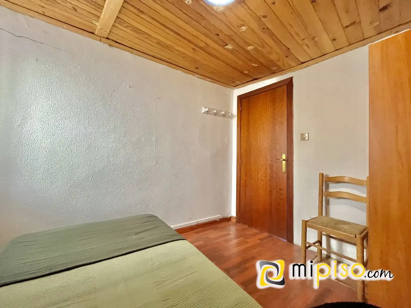 Schlafzimmer von Wohnung zum Verkauf in Laredo