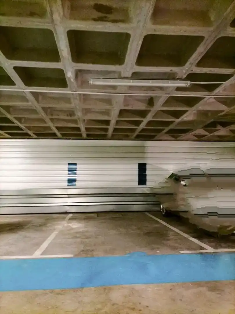 Parking of Garage for sale in Sur - PAU 4