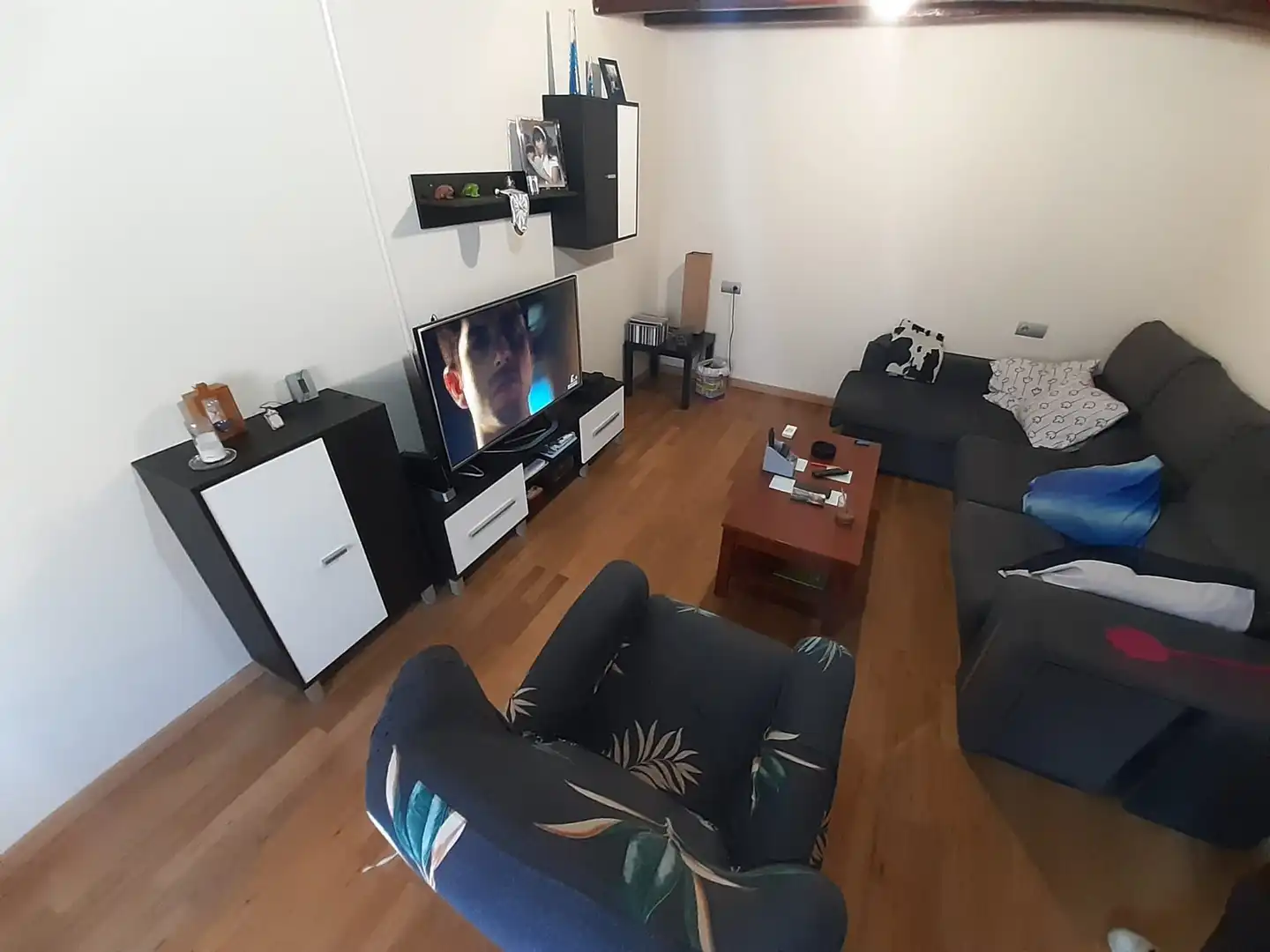 Living room of Houses for sale in Montamarta  with Heating, Parquet flooring and Storage room