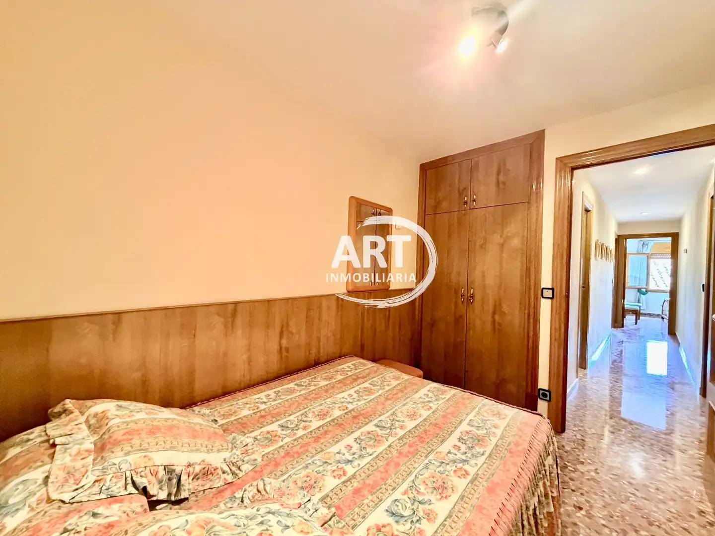 Dormitori de Casa o xalet en venda en Cedrillas amb Calefacció, Terrassa i Traster