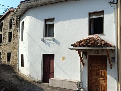 Vista exterior de Casa o xalet en venda en Alfoz de Lloredo