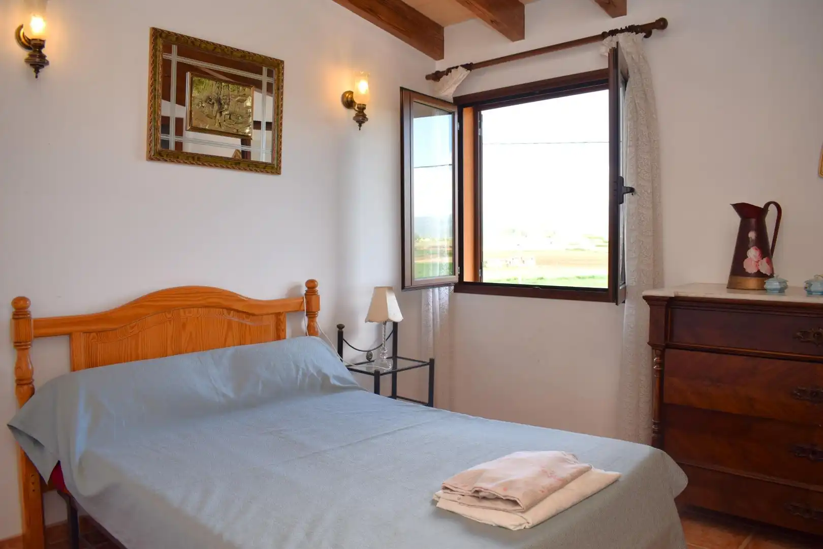 Schlafzimmer von Country house zur Miete in Sa Pobla mit Privatgarten, Terrasse und Möbliert