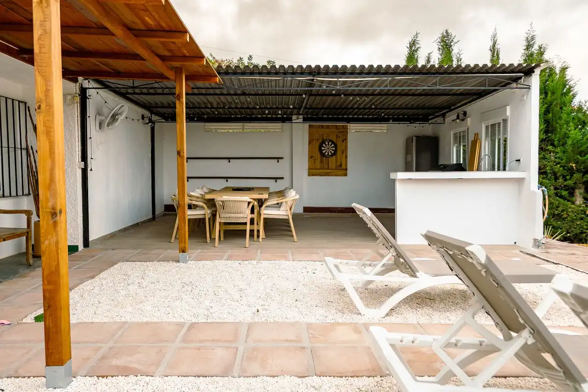 Finca rústica de lloguer a Calahonda