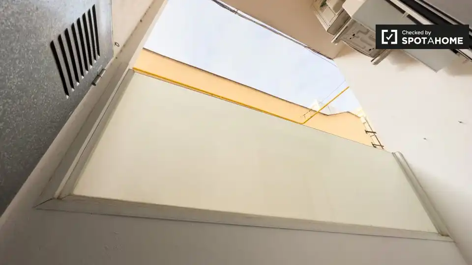 Appartamento con terrazza in affitto a Sant Martí, imagen 12