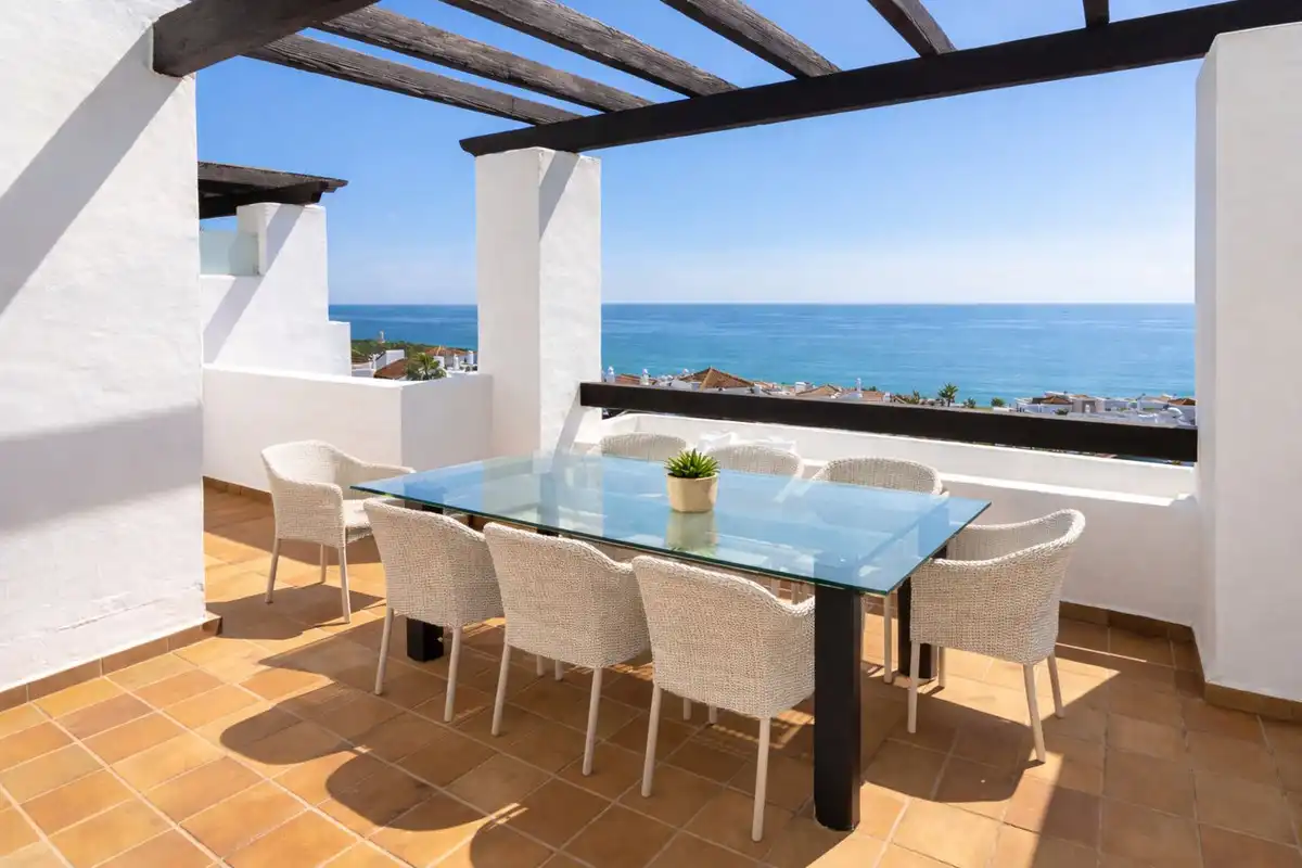 Attic for rent in La Alcaidesa