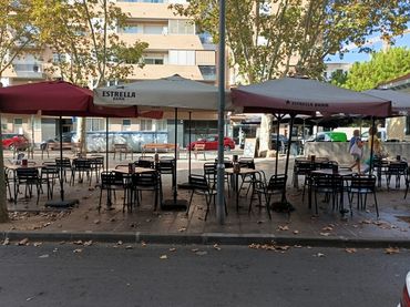 Local comercial en traspaso en Passeig dels Ferrocarrils Catalans 58