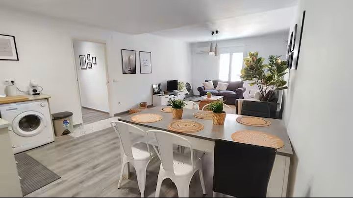 Sala d'estar de Pis de lloguer en  Lleida Capital amb Aire condicionat, Calefacció i Moblat