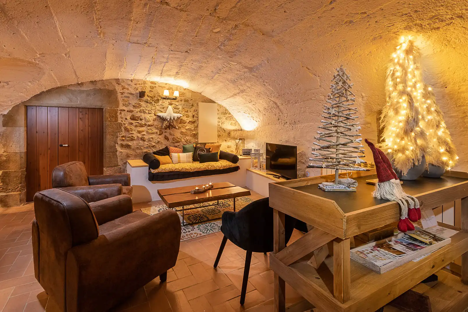 Sala de estar de Finca rústica en venta en Cistella con Aire acondicionado, Calefacción y Jardín privado