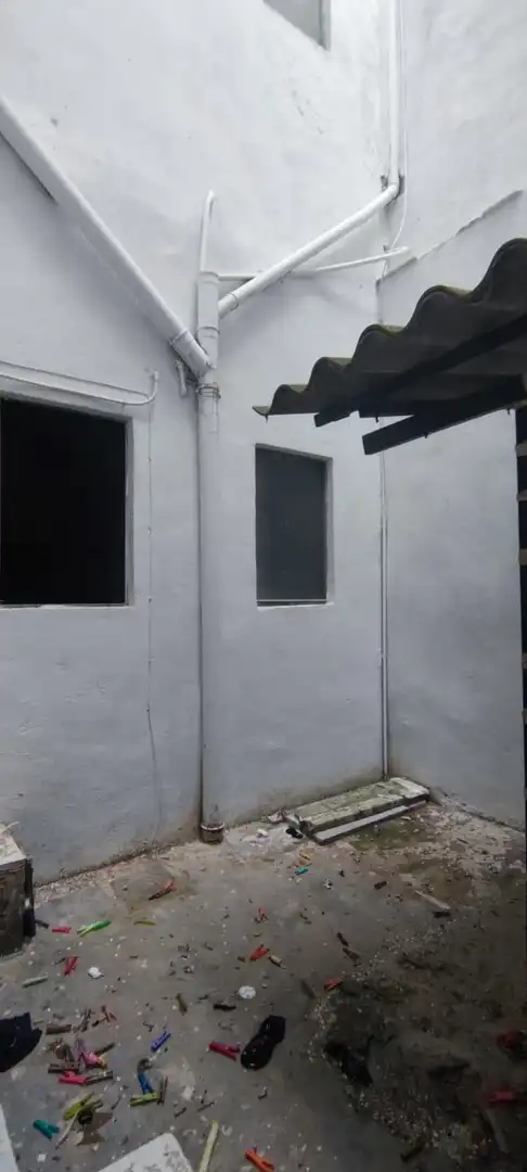 Vista exterior de Nave industrial en venta en Alcoy / Alcoi