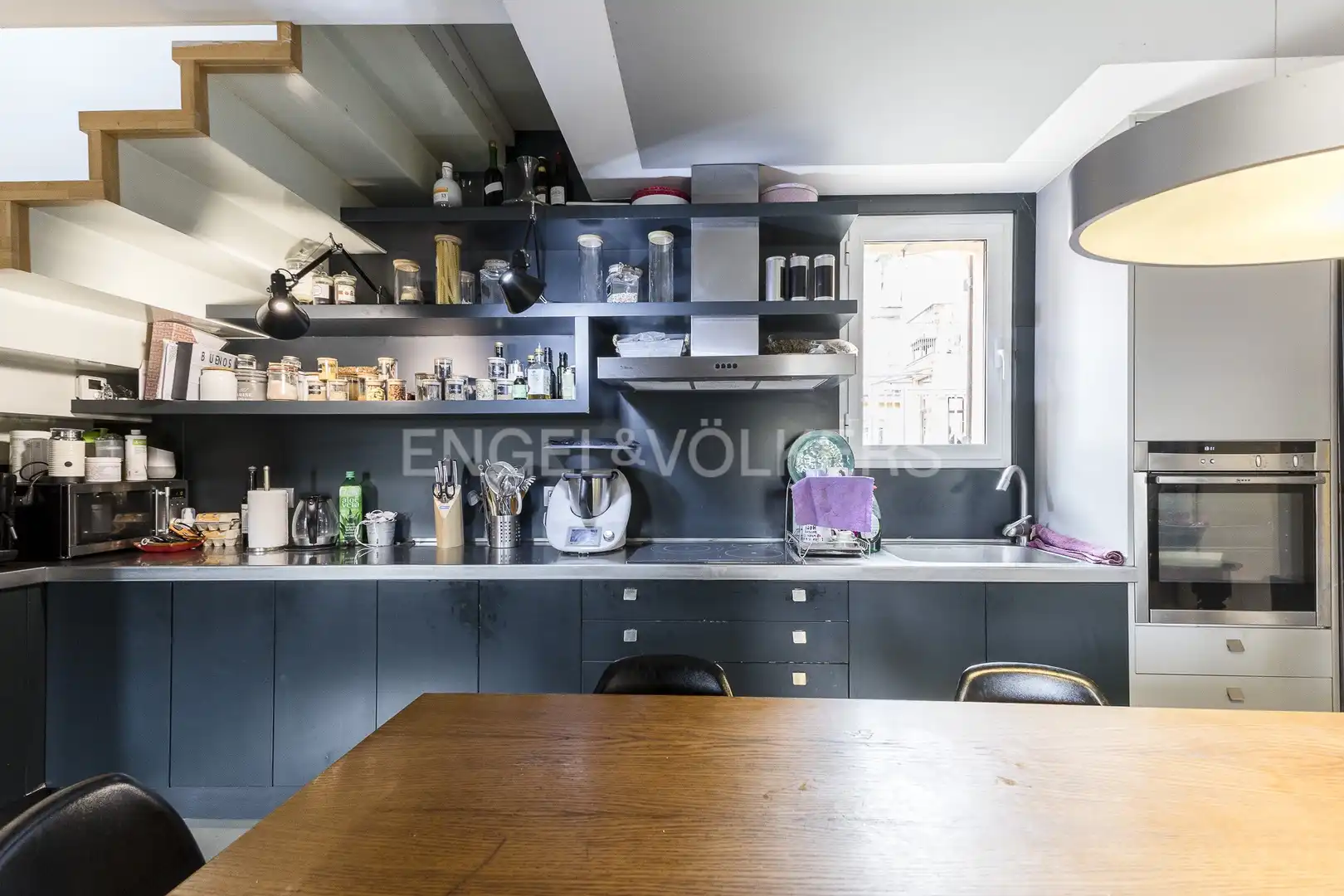 Cocina de Casa o chalet en venta en Barcelona con Aire acondicionado, Calefacción y Jardín privado