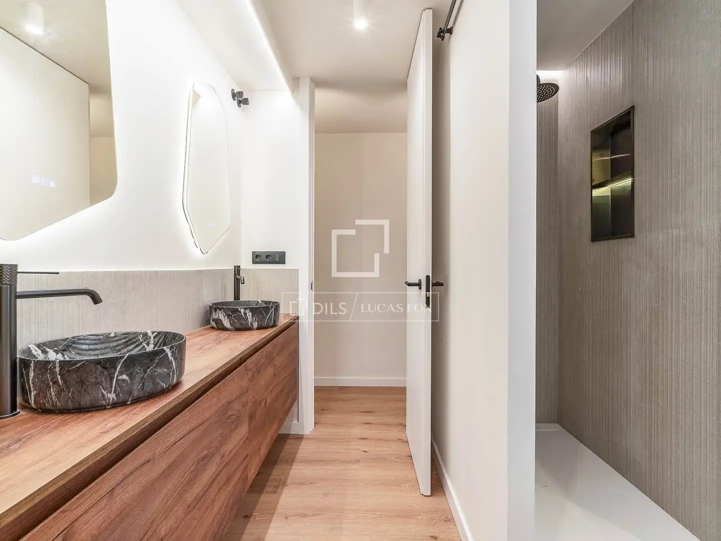 Baño de Piso en venta en Barcelona con Aire acondicionado, Calefacción y Parquet