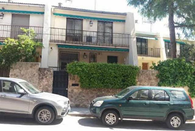 Casa adosada en Venta en C/ Islas de Cabo Verde en Peñagrande