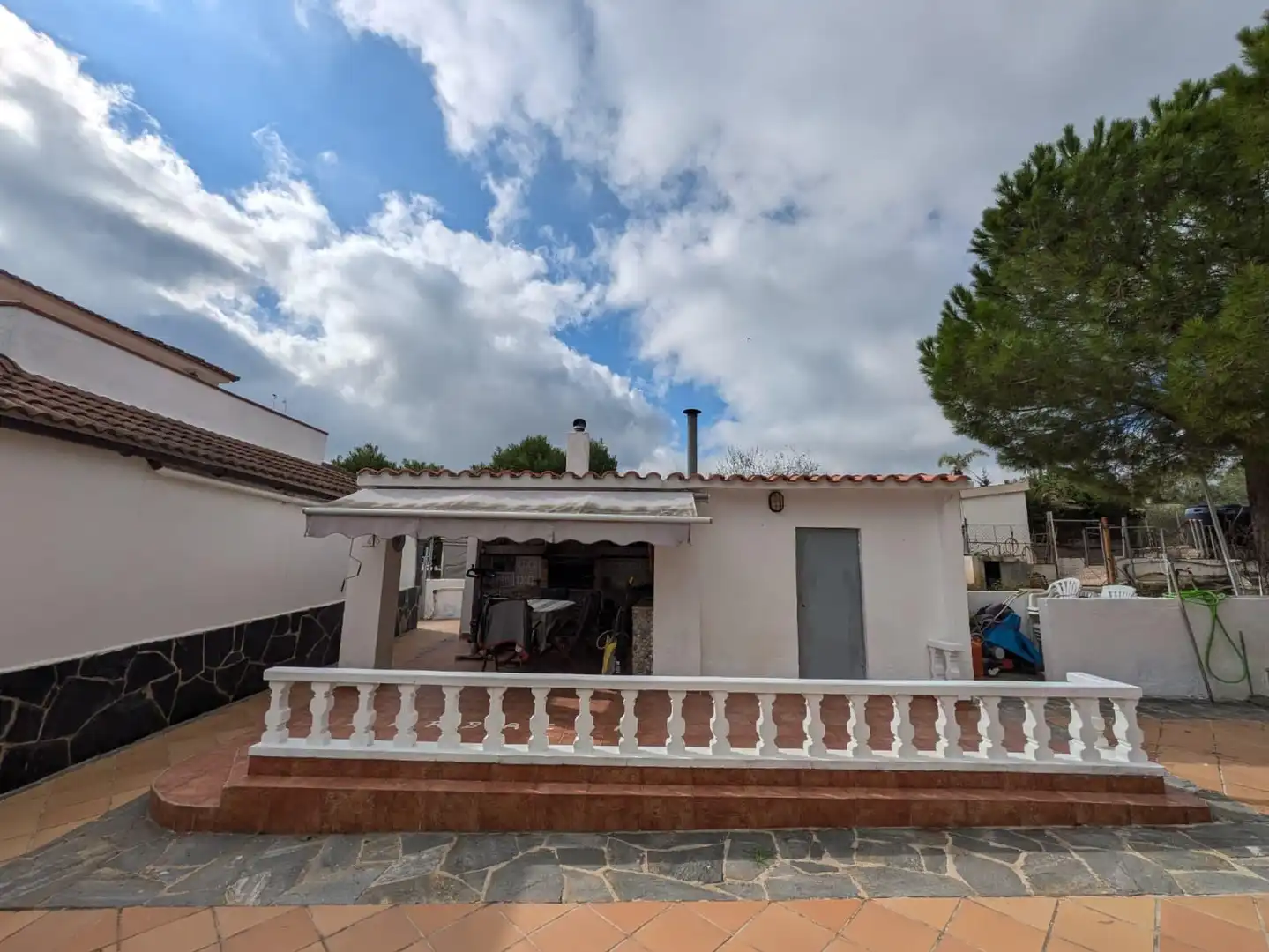 Vista exterior de Casa o chalet en venta en El Montmell, Tarragona