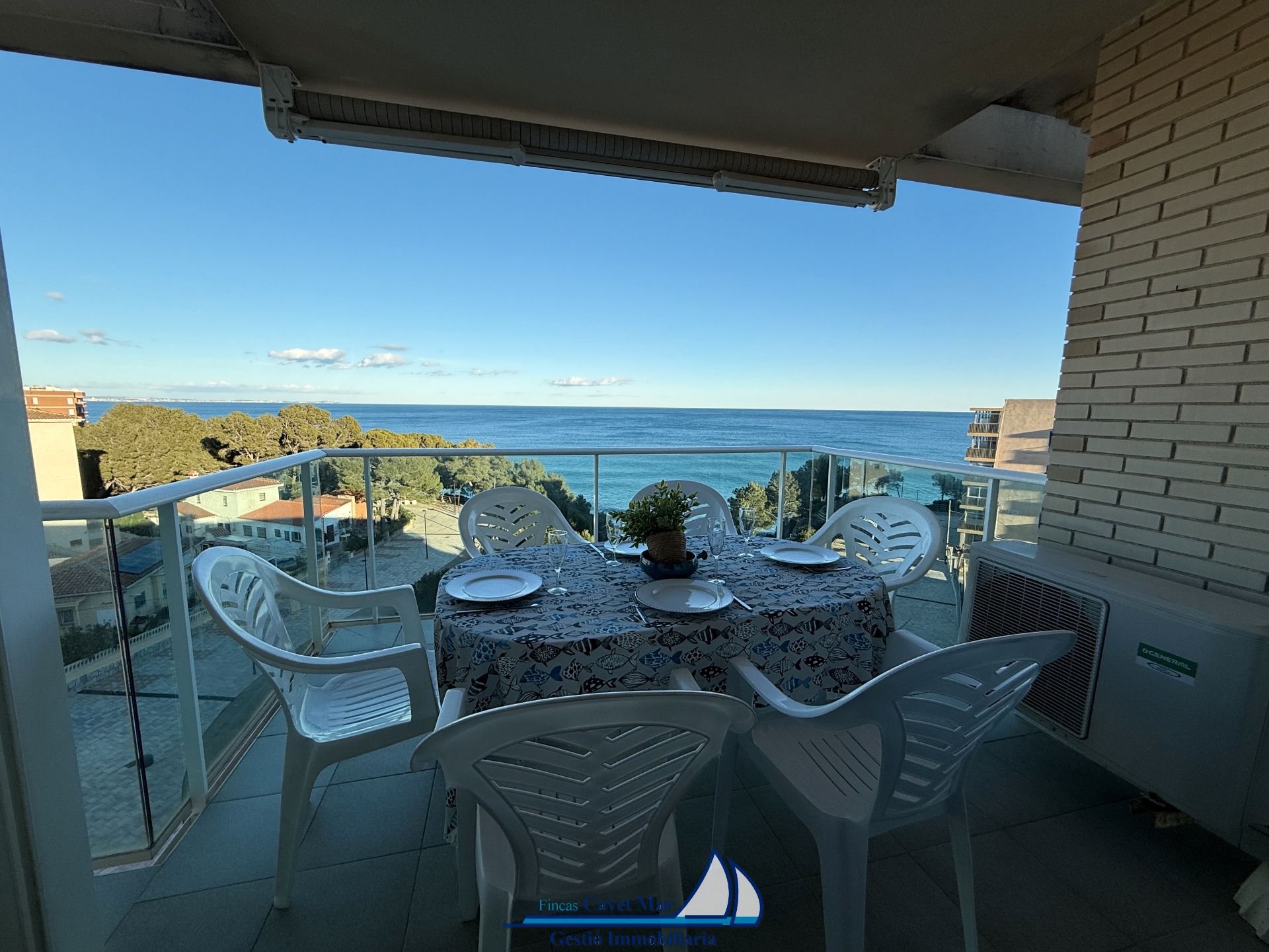 Terrasse von Wohnungen zum Verkauf in Mont-roig del Camp mit Klimaanlage, Heizung und Terrasse