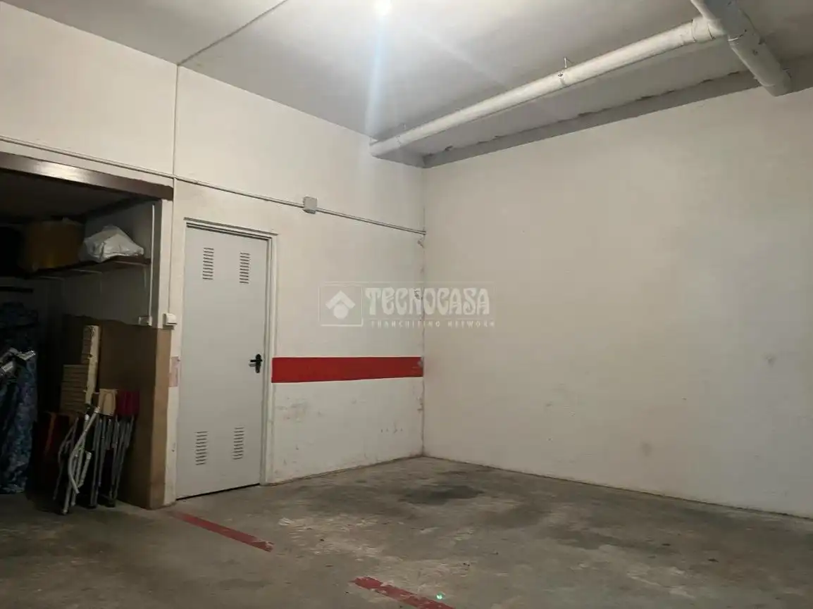 Garaje en venta en Cúllar Vega
