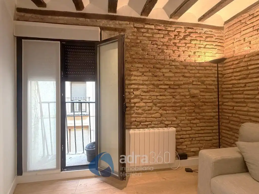 Terraza de Apartamento de alquiler en  Logroño con Calefacción y Amueblado