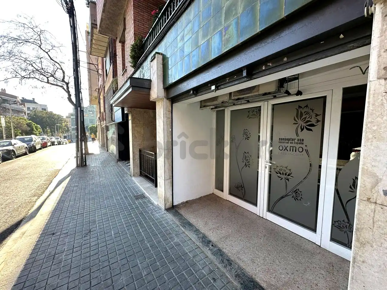 Exterior view of Commercial properties for sale in Barcelona  with Air Conditioner