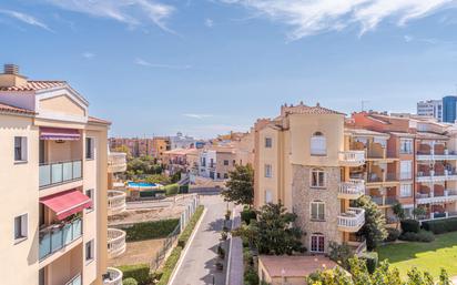 Vista exterior de Apartament en venda en Empuriabrava amb Aire condicionat, Terrassa i Piscina comunitària