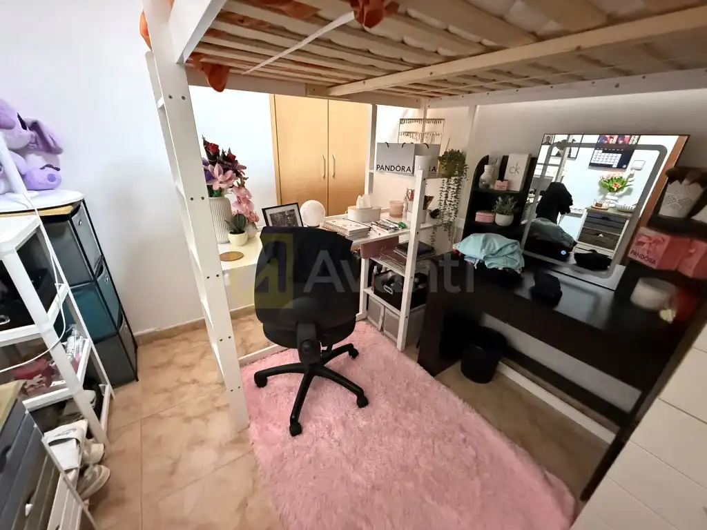 Dormitori de Apartament en venda en L'Hospitalet de Llobregat
