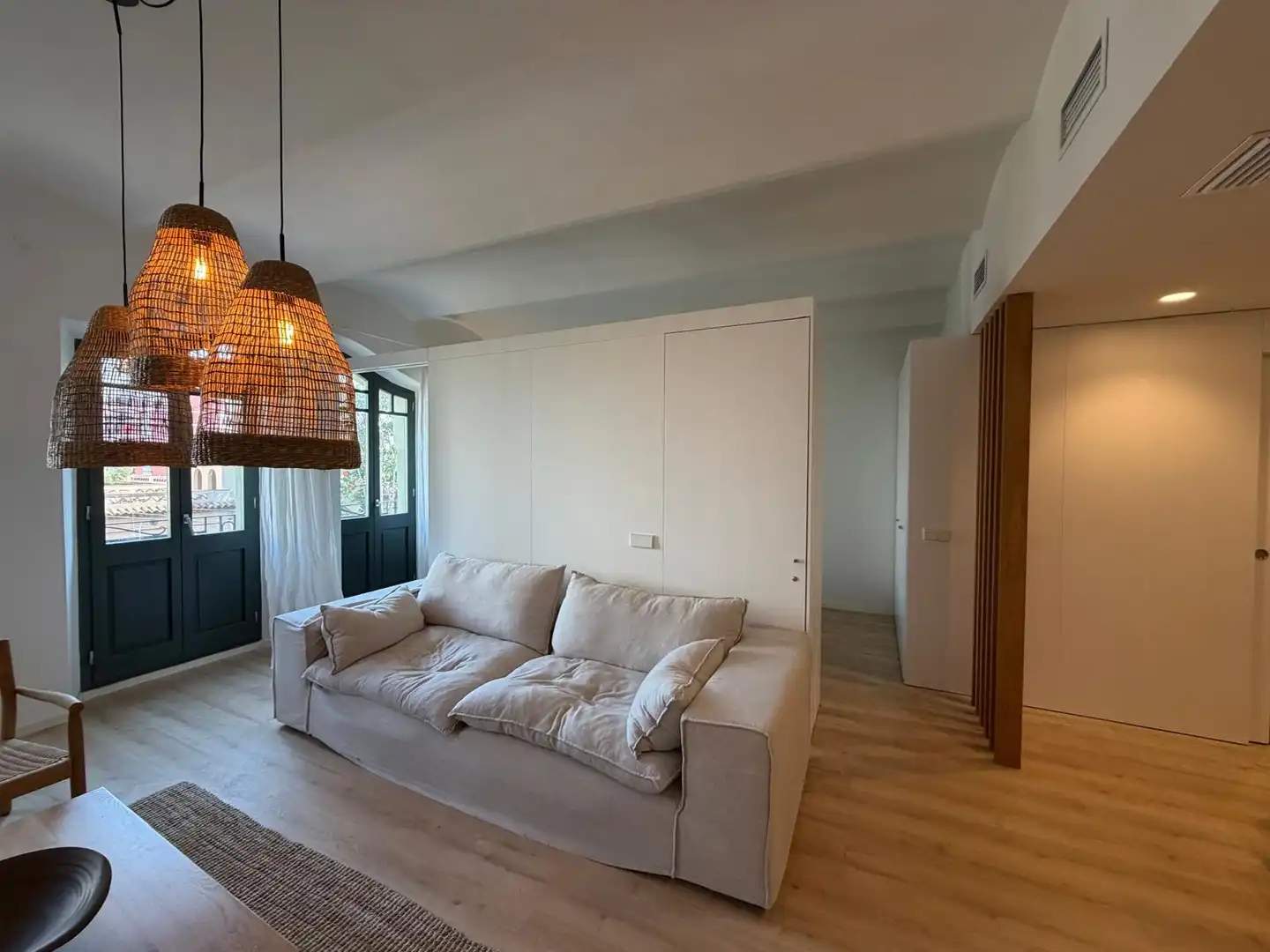 Sala de estar de Piso de alquiler en Girona con Aire acondicionado, Calefacción y Amueblado