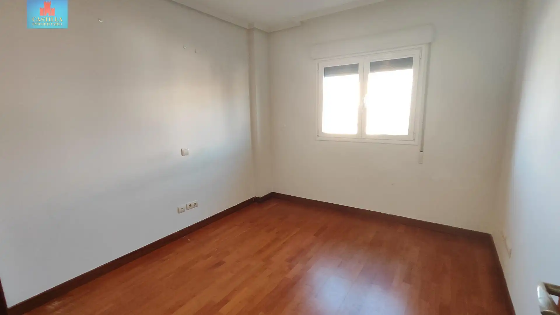 Dormitori de Casa adosada en venda en Hervencias