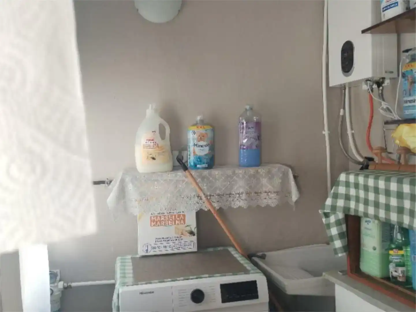 Baño de Piso para compartir en Tarragona con Amueblado, Horno y Lavadora