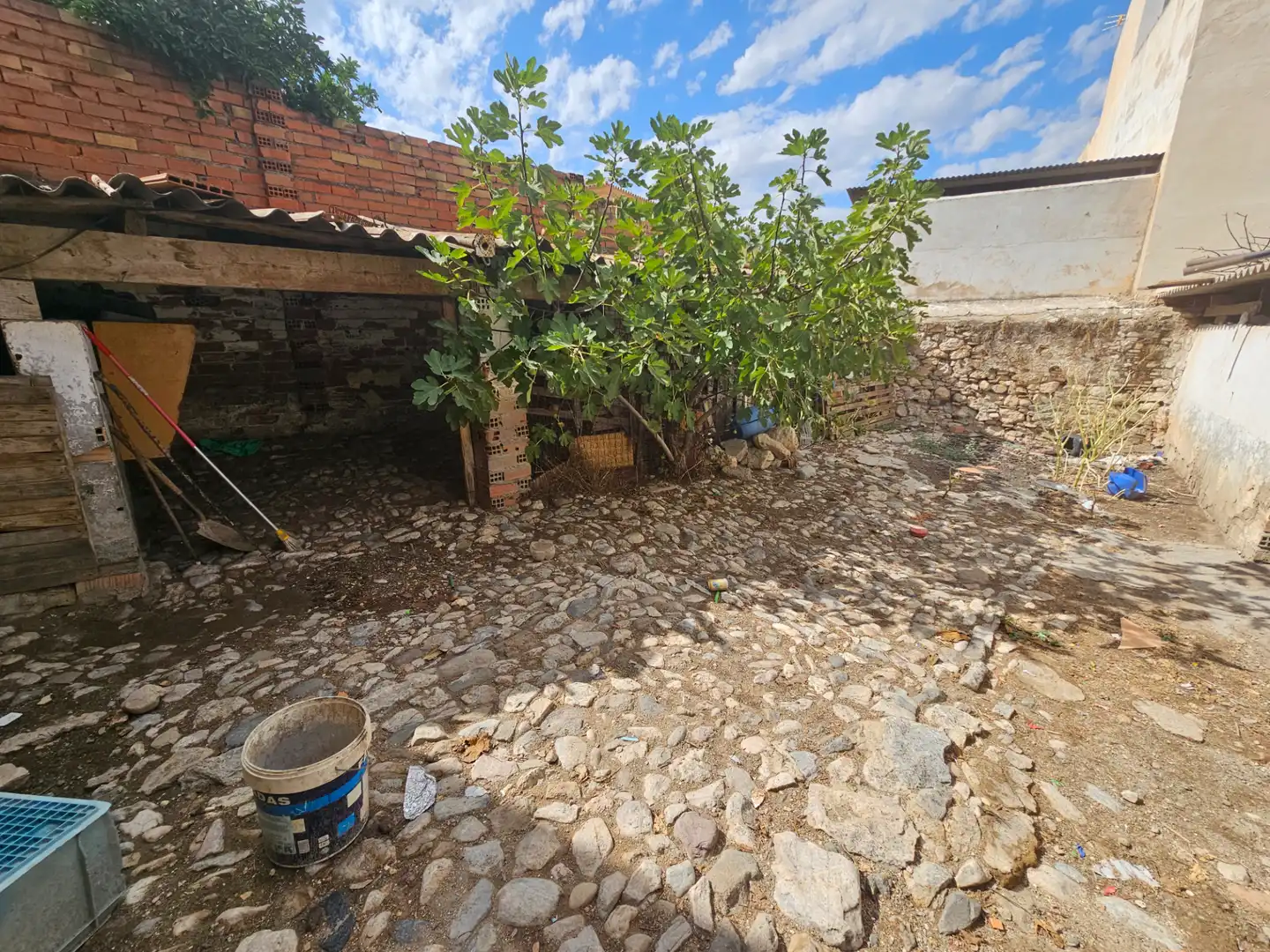 Grundstücke und Bauplätze zum Verkauf in Calle González Marín 53